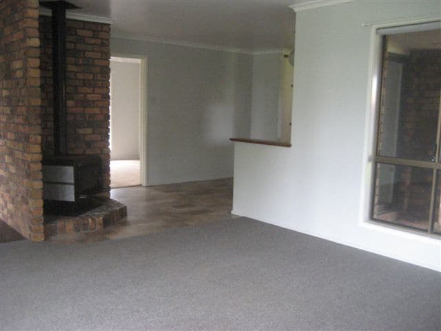 16  Crosby Street, DARLING HEIGHTS QLD 4350, Darling Heights - Thumbnail 3