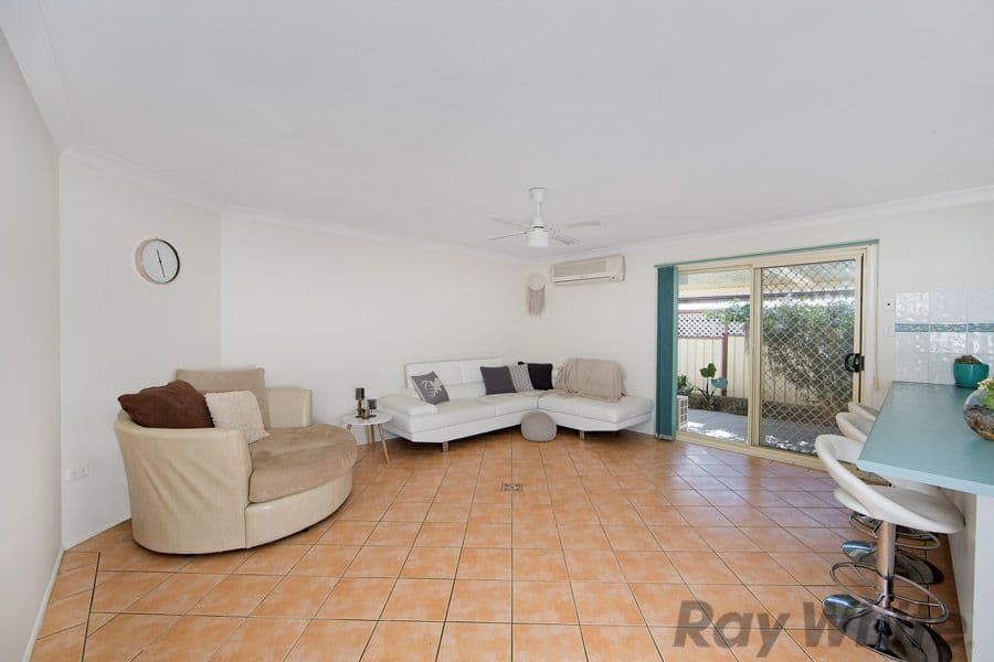 13 Leumeah Avenue, CHAIN VALLEY BAY NSW 2259, Chain Valley Bay - Thumbnail 2