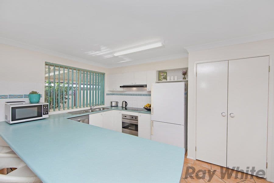 13 Leumeah Avenue, CHAIN VALLEY BAY NSW 2259, Chain Valley Bay - Thumbnail 6