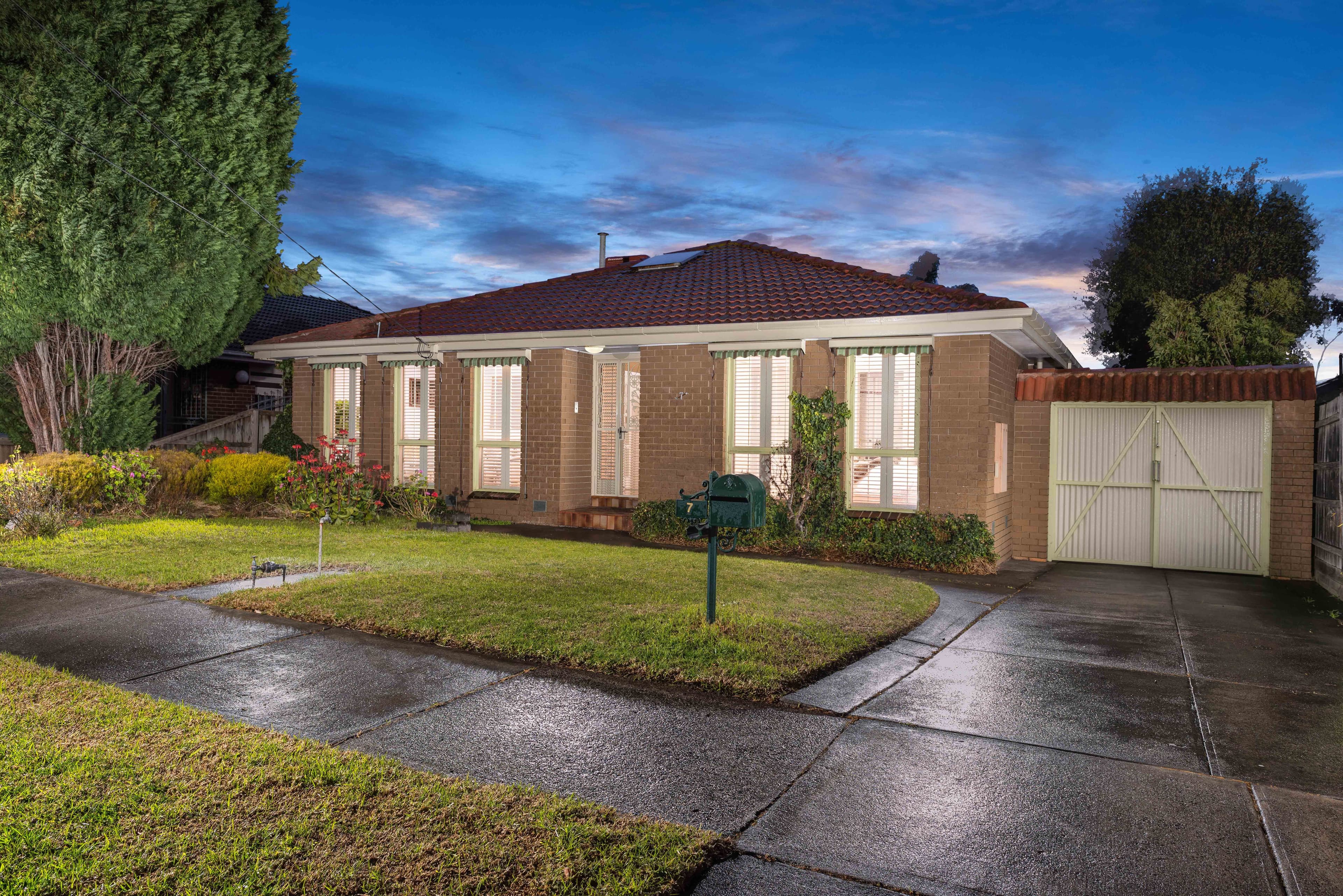 7 Taunton Drive, Bundoora VIC 3083, Bundoora - Image 1