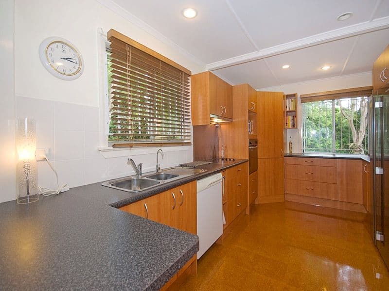 37  Lisle Street, TARRAGINDI QLD 4121, Tarragindi - Thumbnail 5