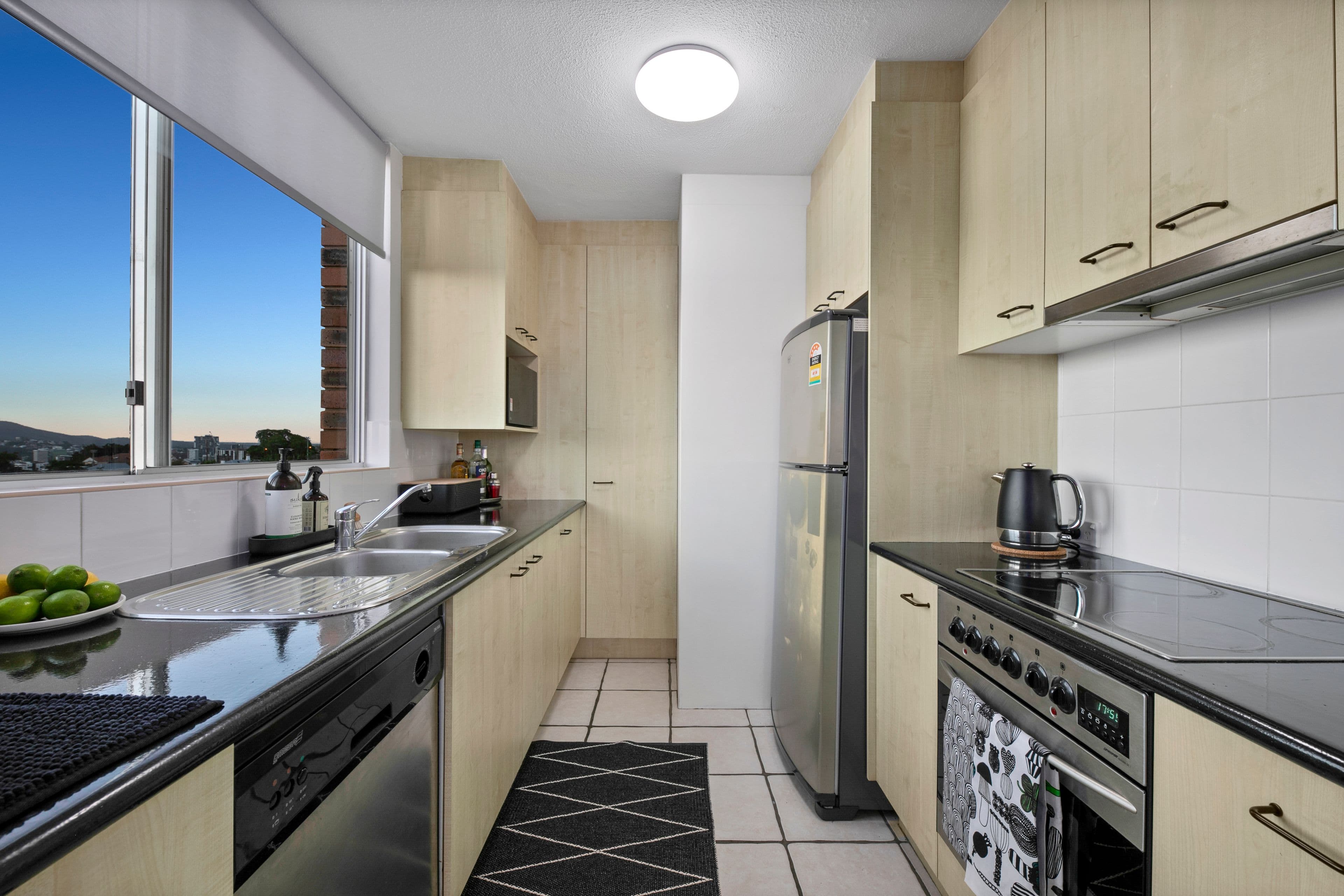 11 Beaconsfield Street, Highgate Hill QLD 4101, Highgate Hill - Thumbnail 7