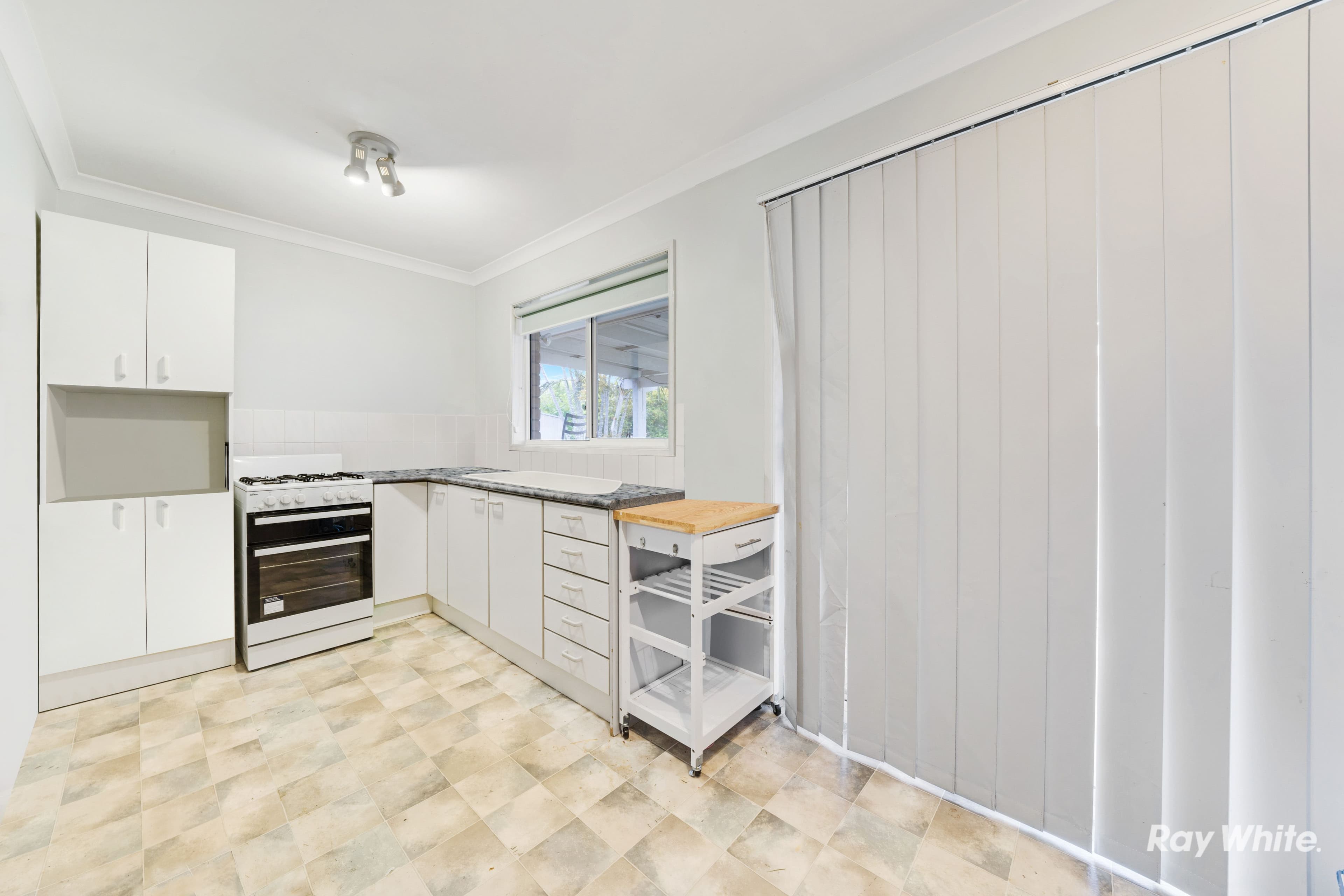 4 Pitt Court, Crestmead QLD 4132, Crestmead - Thumbnail 3