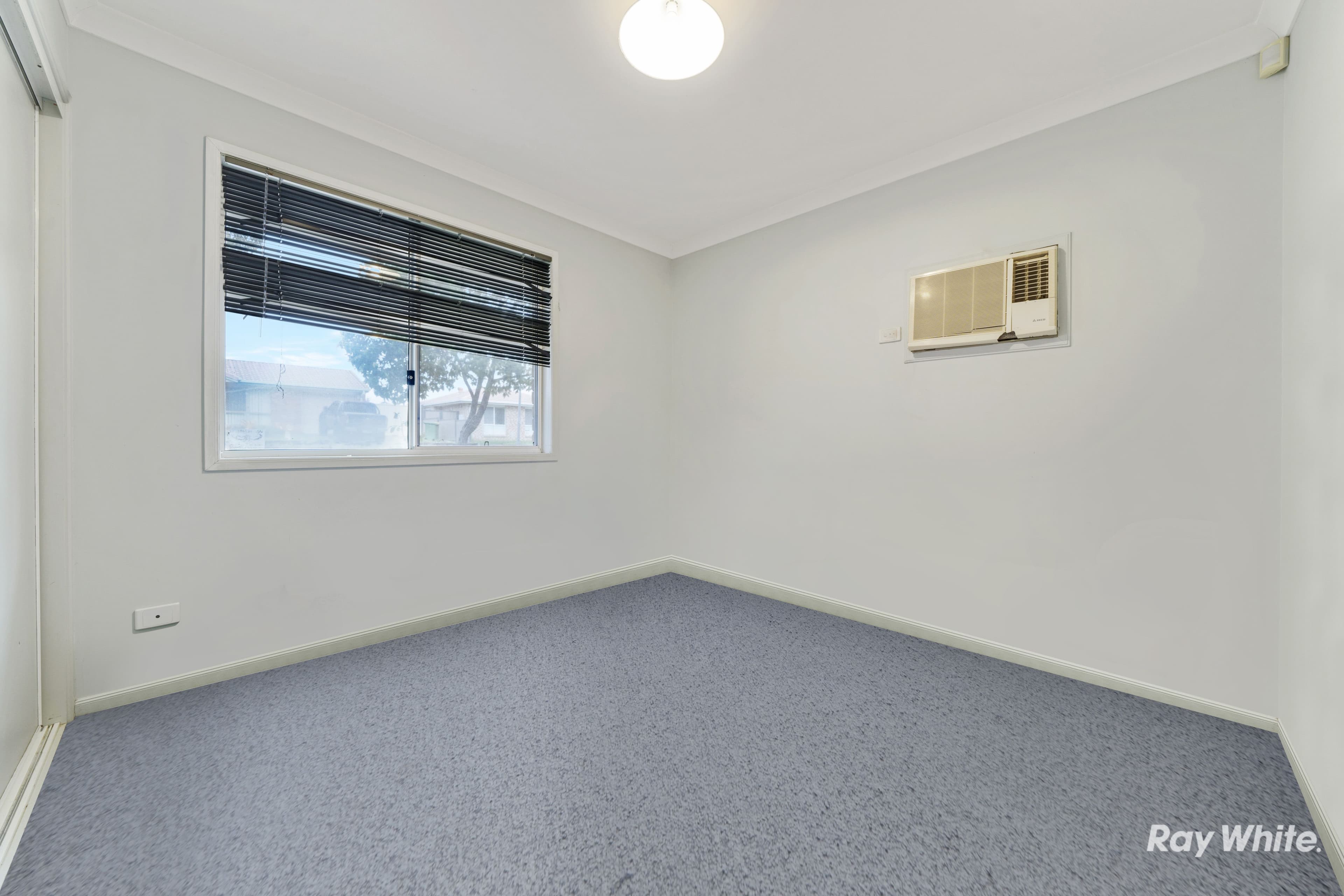 4 Pitt Court, Crestmead QLD 4132, Crestmead - Thumbnail 4