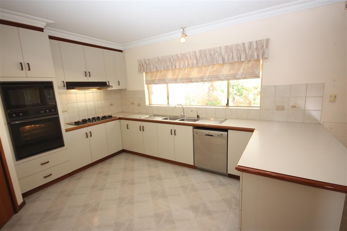 13 Gough Place, NORANDA WA 6062, Noranda - Thumbnail 2
