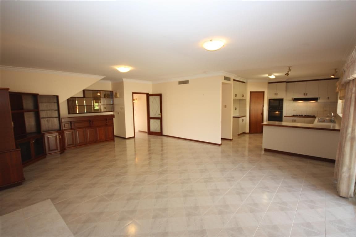 13 Gough Place, NORANDA WA 6062, Noranda - Thumbnail 4