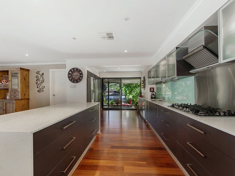 13 Warrego Way, Helensvale QLD 4212, Helensvale - Thumbnail 2