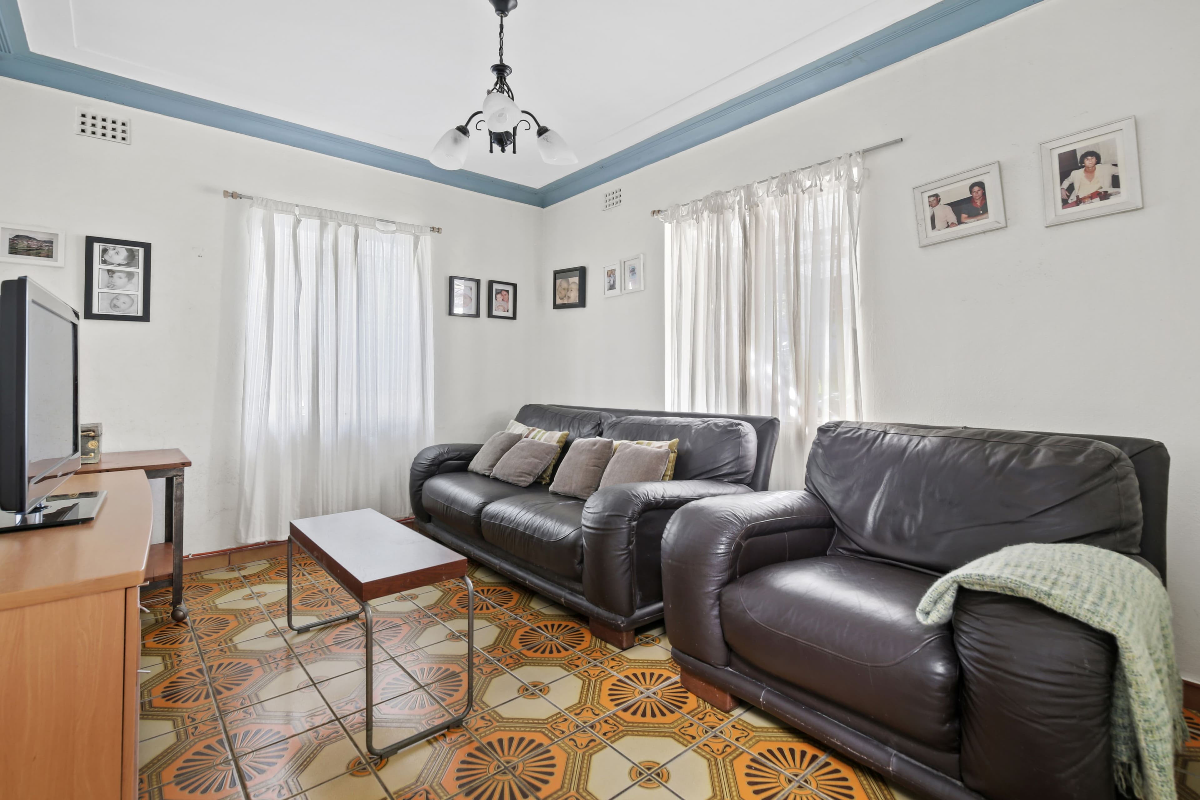 32 Juliett Street, Enmore - Thumbnail 5