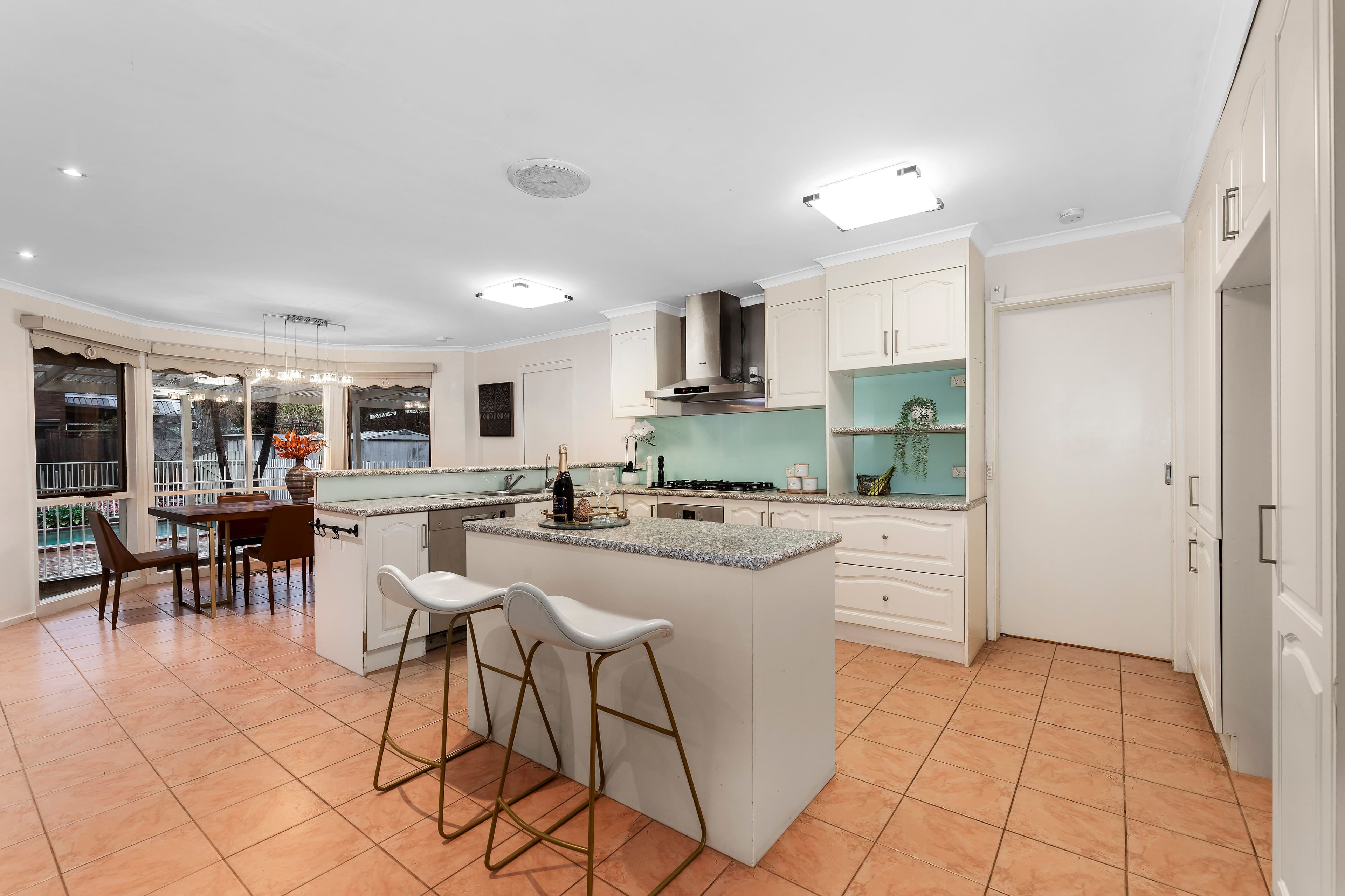 3 Riddell Road, Wantirna South VIC 3152, Wantirna South - Thumbnail 5