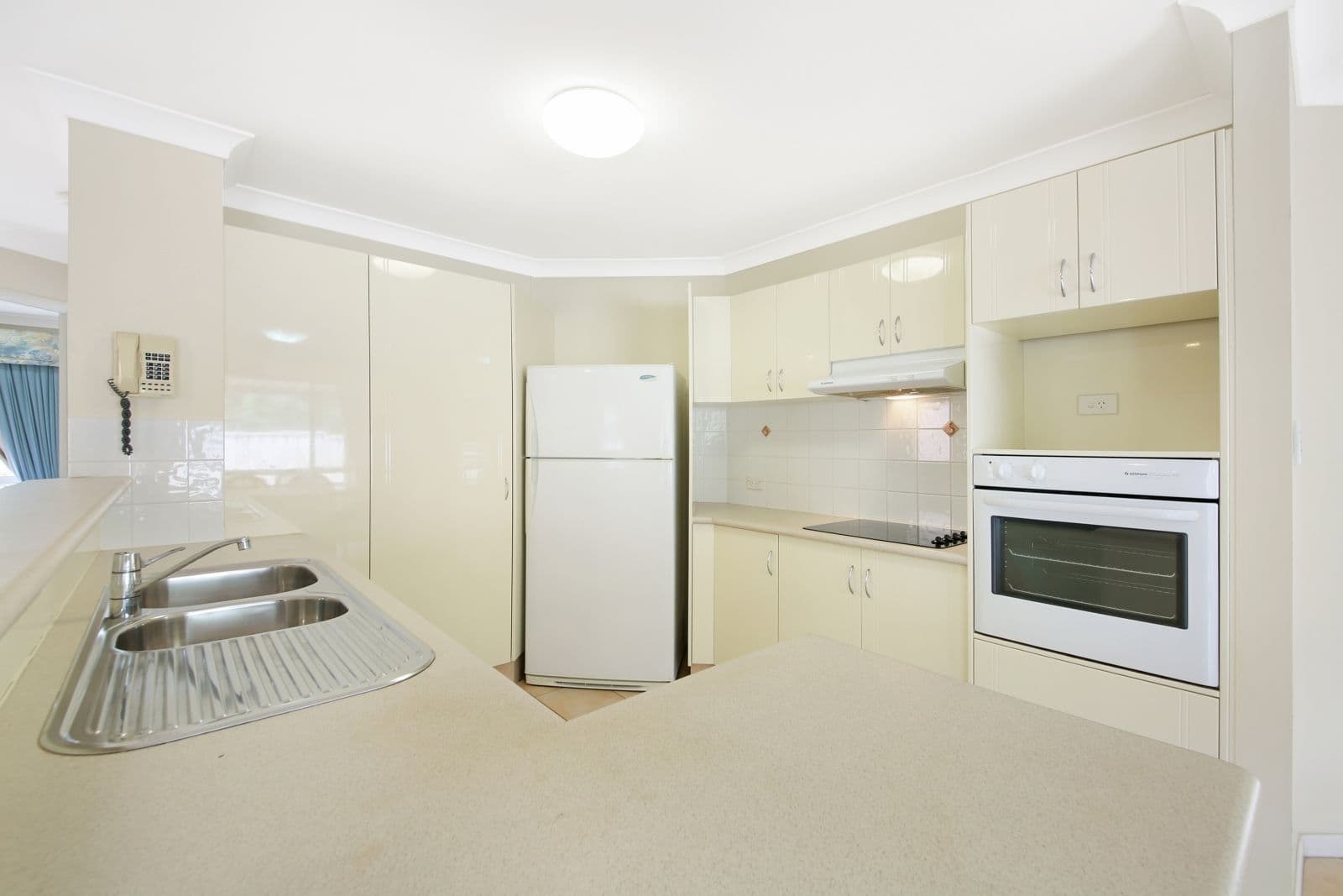 22 Christina Ryan Way, Arundel QLD 4214, Arundel - Thumbnail 4