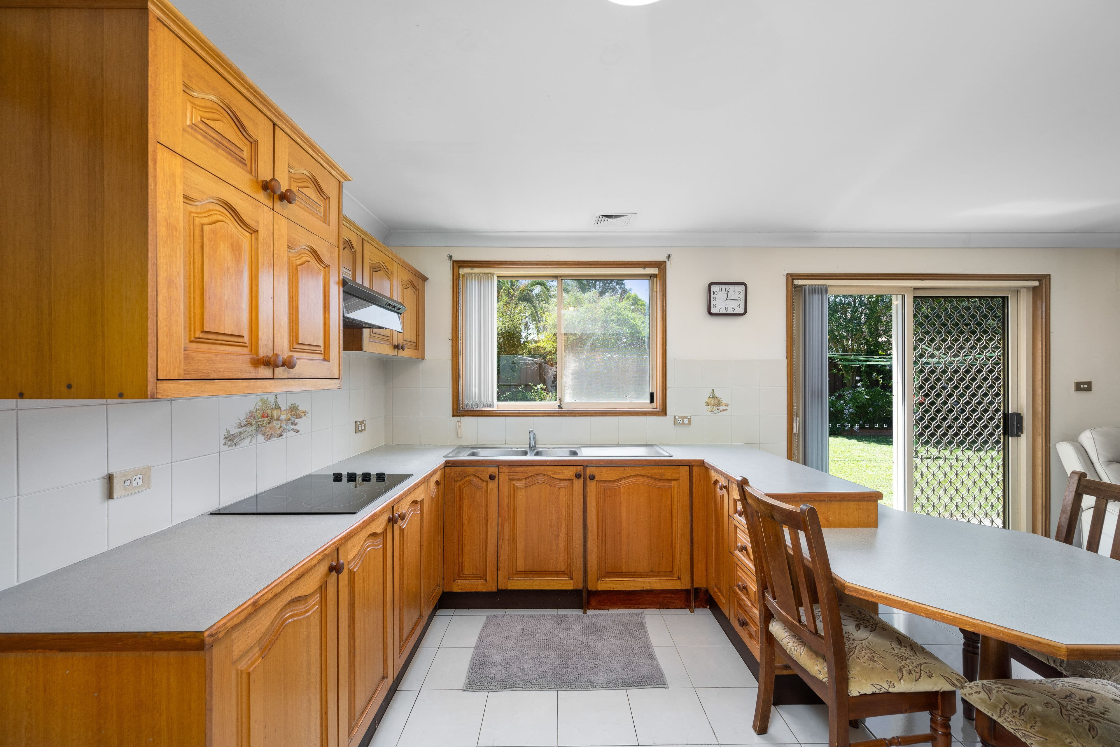 12 Swinborne Crescent, Wetherill Park NSW 2164, Wetherill Park - Thumbnail 3
