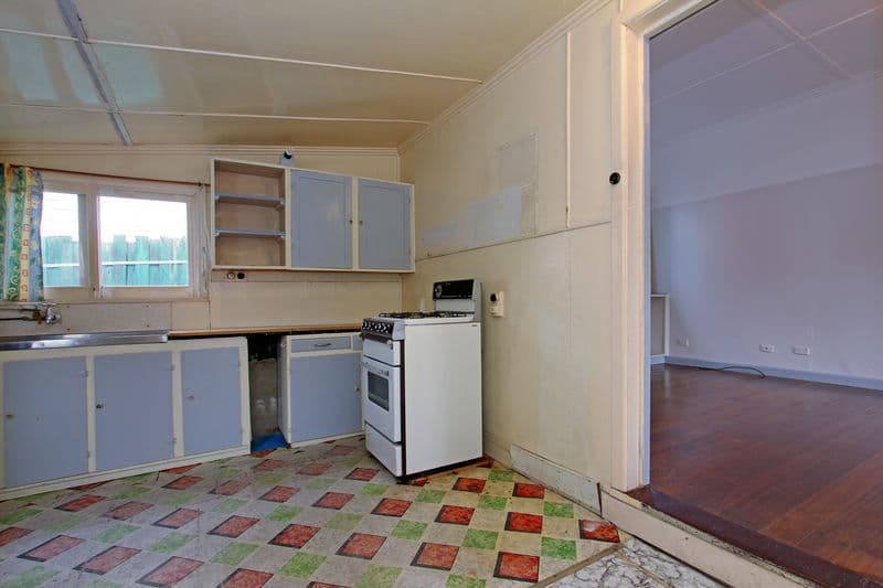 41 Sixth Avenue, ROSEBUD VIC 3939, Rosebud - Thumbnail 4