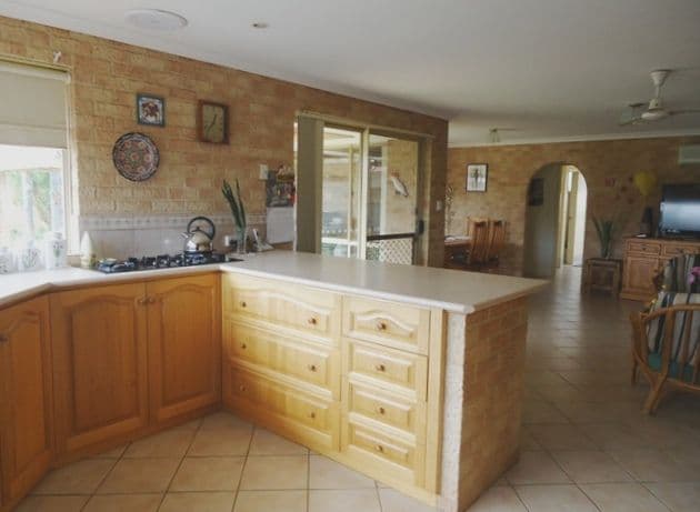 12 Grosvenor Close, WOORREE WA 6530, Woorree - Thumbnail 2