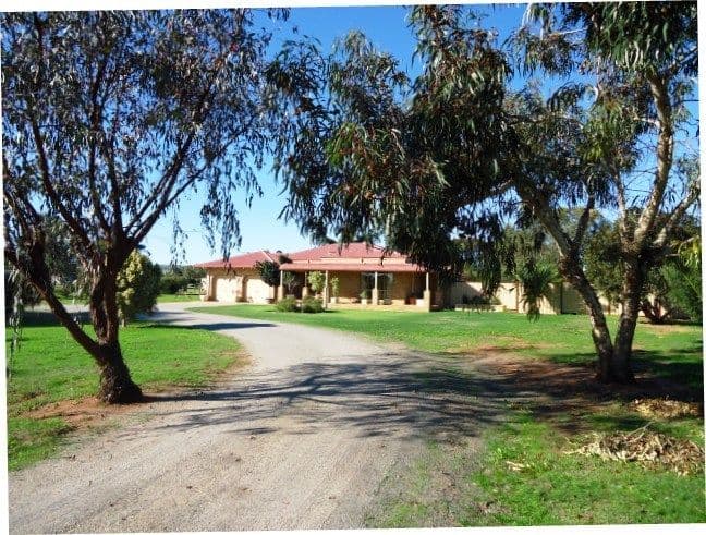 12 Grosvenor Close, WOORREE WA 6530, Woorree - Thumbnail 4