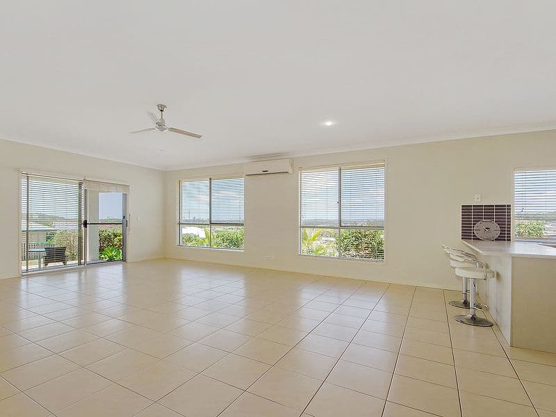 22 Waterclover Drive, UPPER COOMERA QLD 4209, Upper Coomera - Thumbnail 4