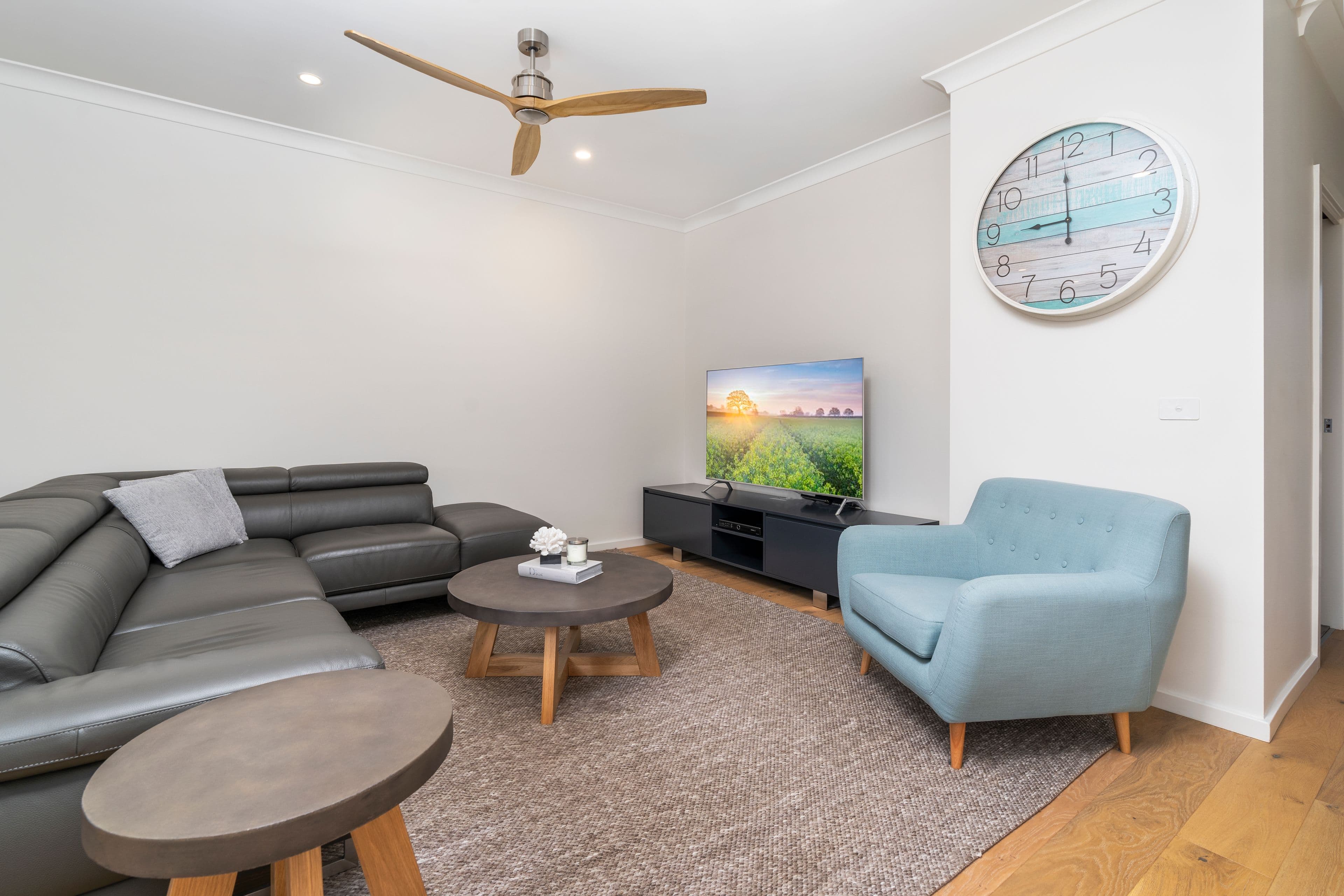 13 Curlewis Street, GLEDSWOOD HILLS NSW 2557, Gledswood Hills - Thumbnail 3