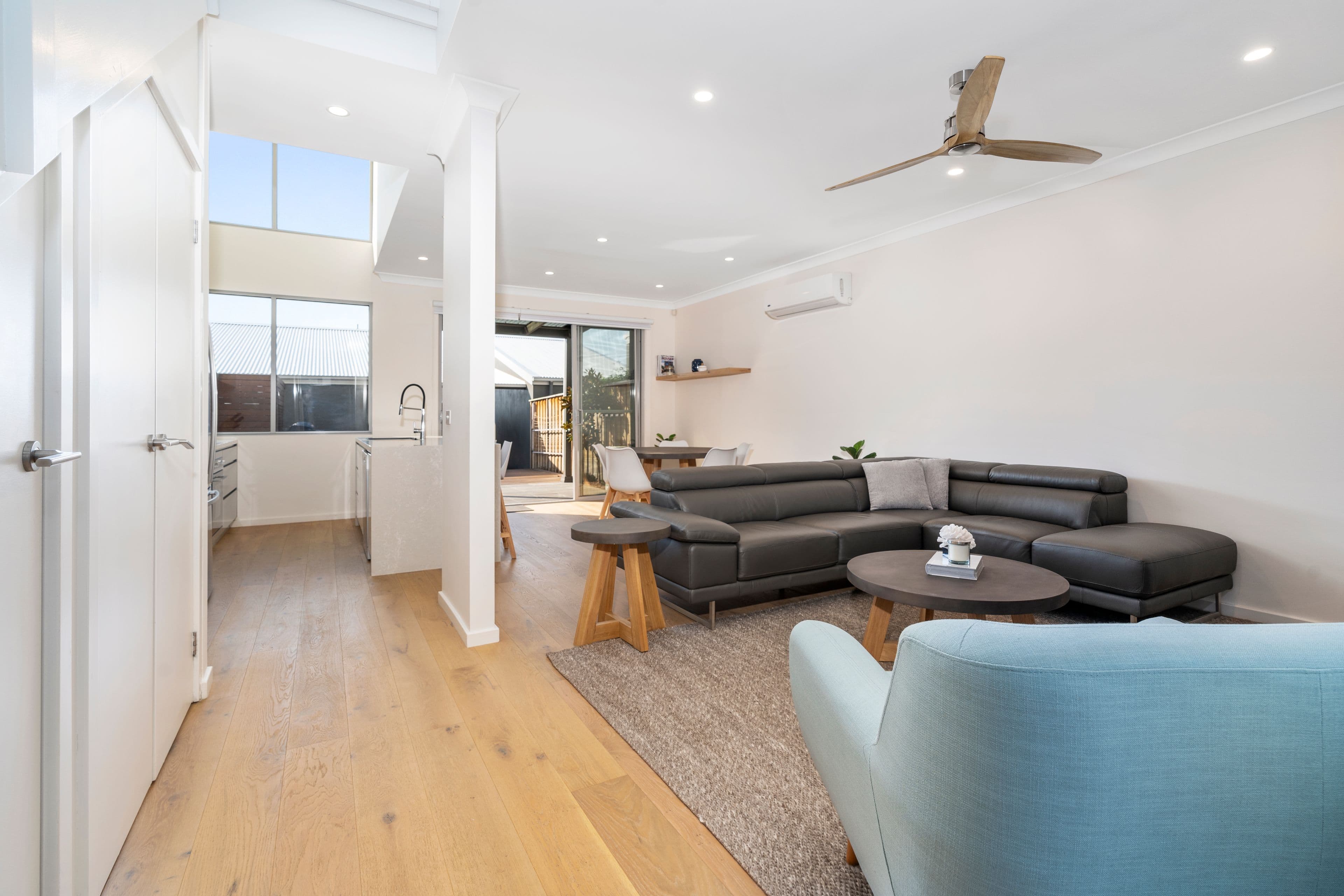 13 Curlewis Street, GLEDSWOOD HILLS NSW 2557, Gledswood Hills - Thumbnail 4