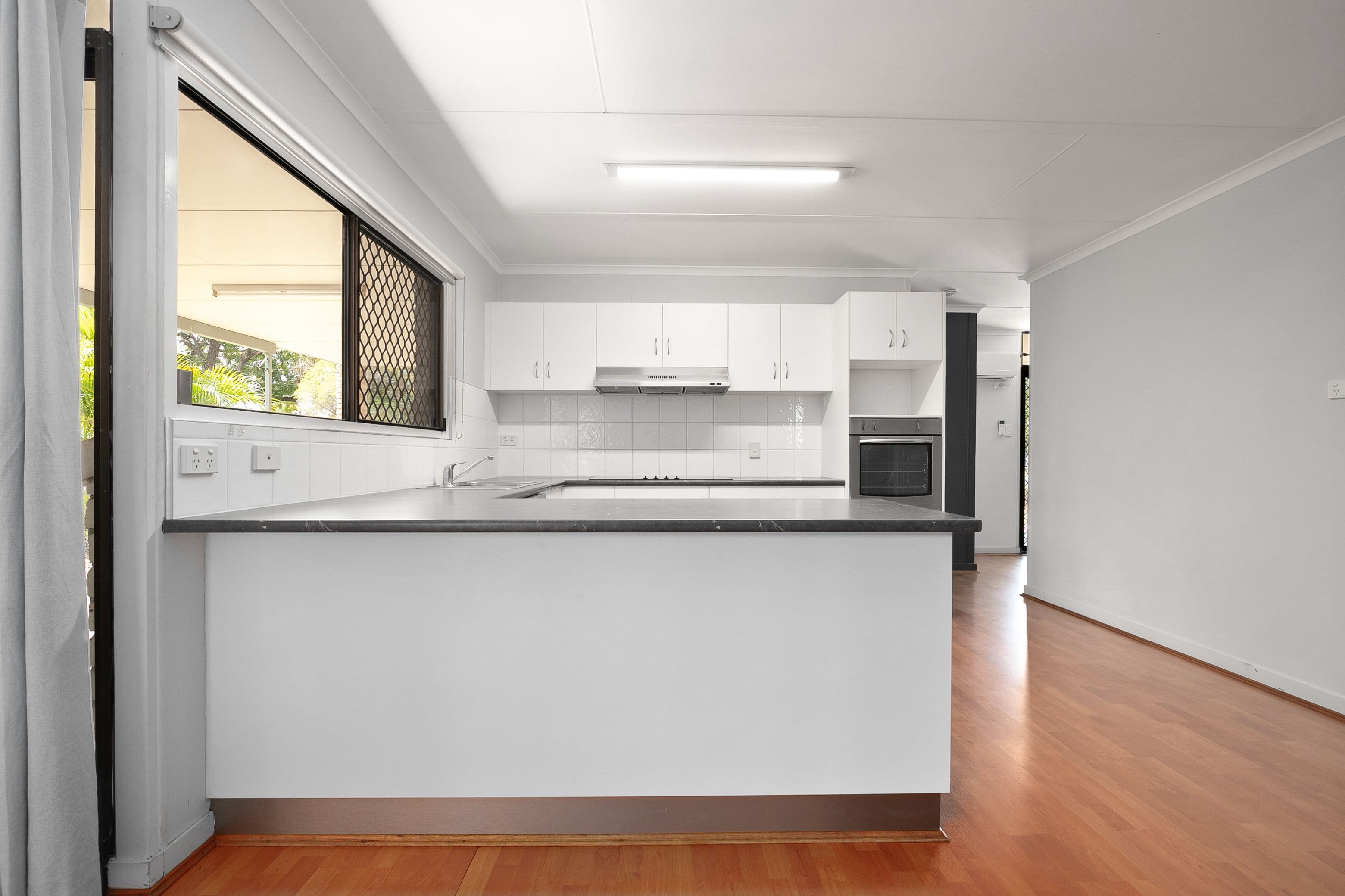 97 Opal Street, Emerald QLD 4720, Emerald - Thumbnail 4