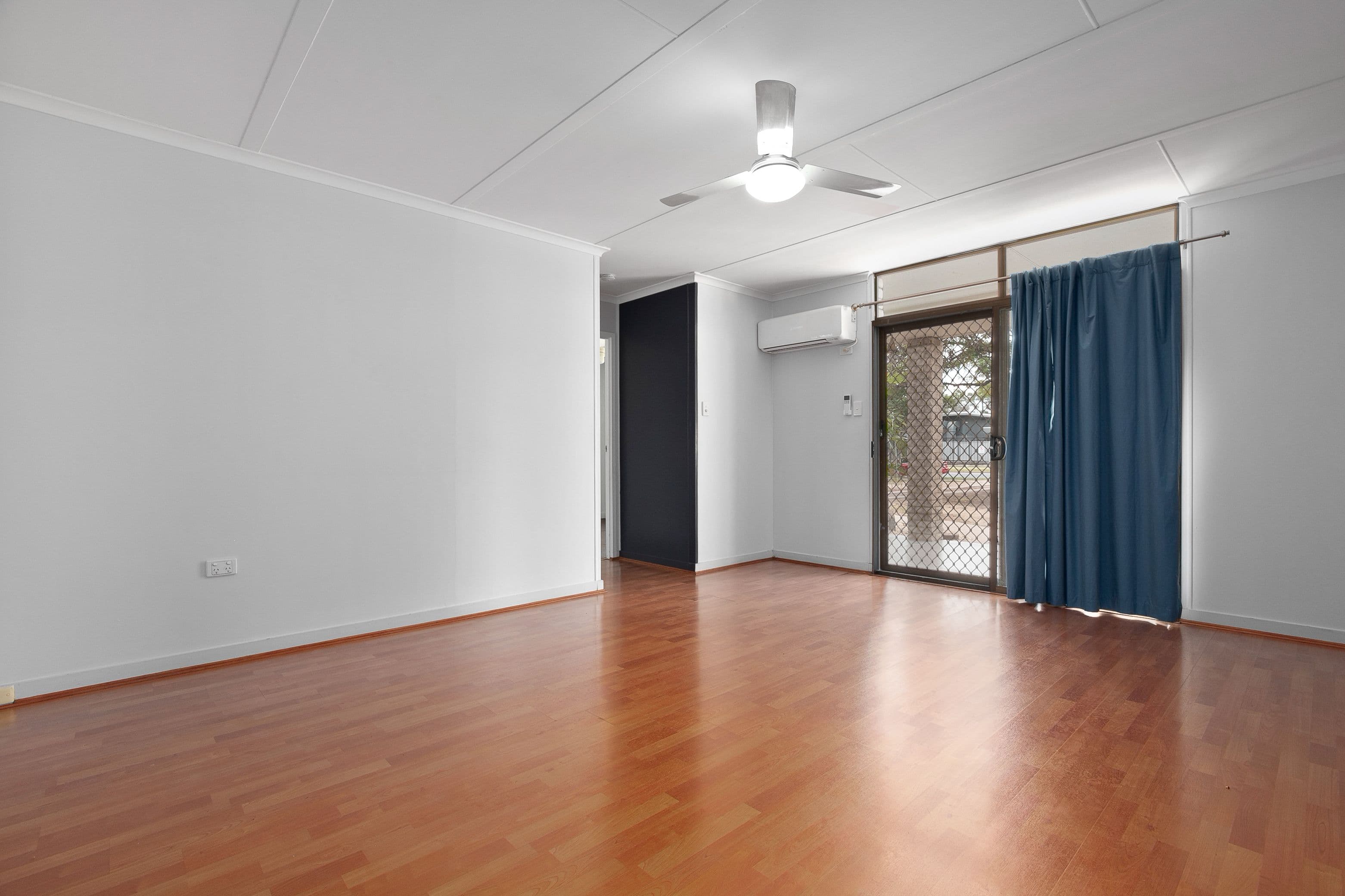 97 Opal Street, Emerald QLD 4720, Emerald - Thumbnail 8