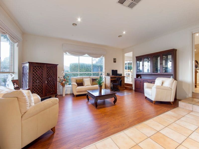 7 Heathwren Close, Frankston South VIC 3199, Frankston South - Thumbnail 2