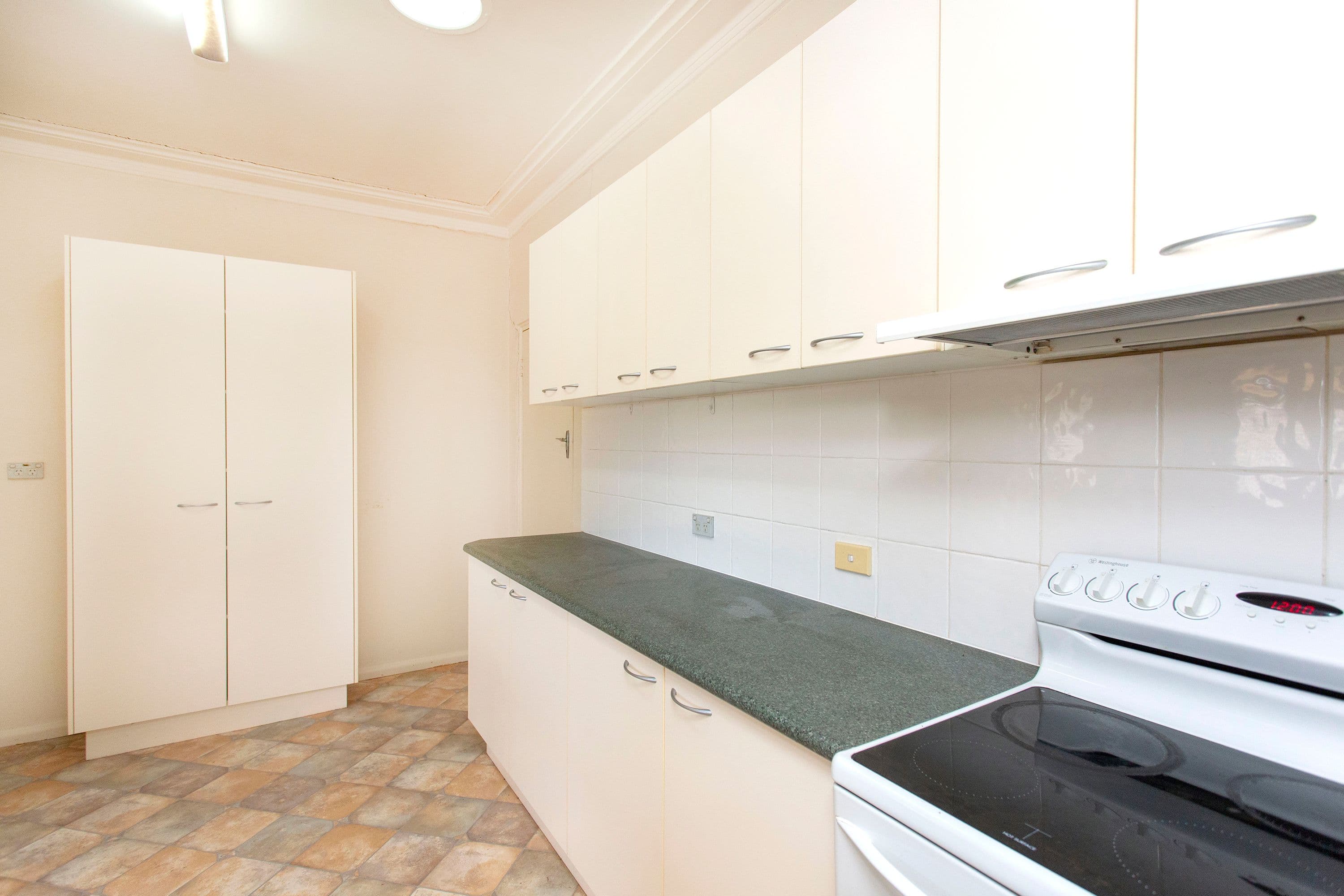 6 Keswick Street, Cowra - Thumbnail 3