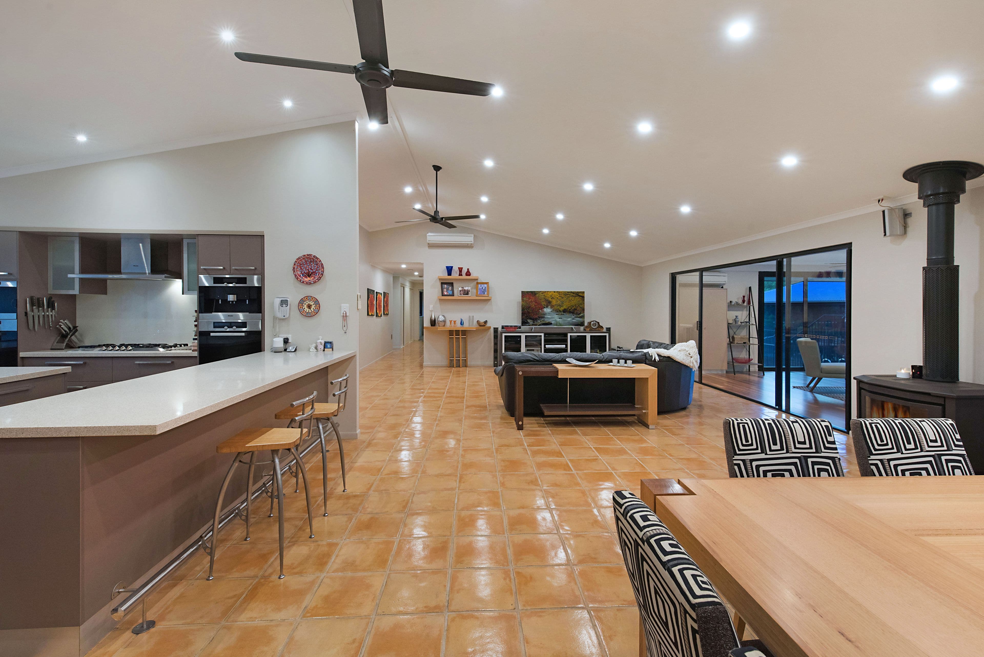 12 Forest View Court, Forest Glen QLD 4556, Forest Glen - Thumbnail 6