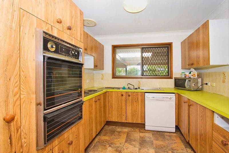 7 Matipo Place, PALM BEACH QLD 4221, Palm Beach - Thumbnail 4