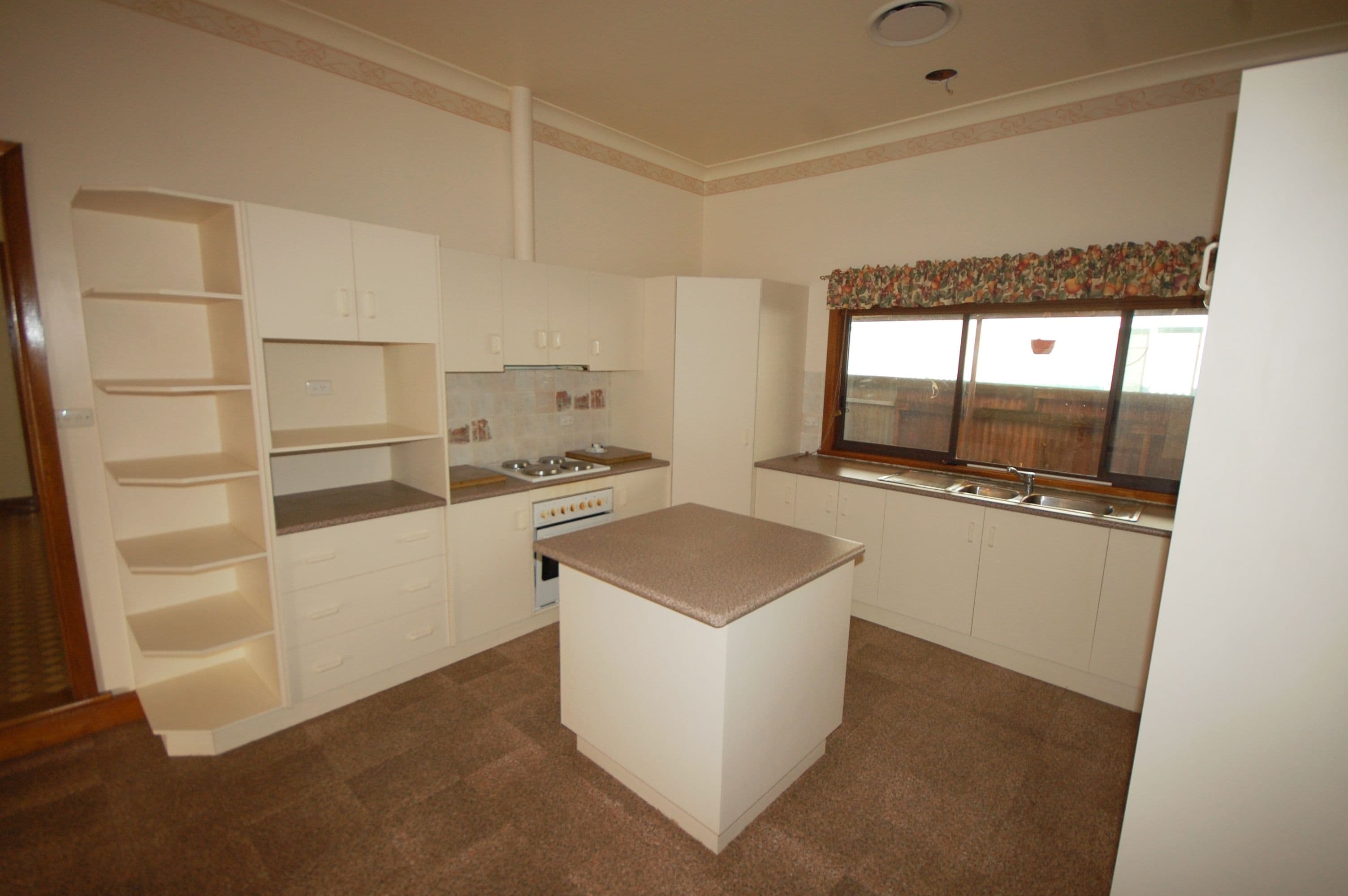 21 Groongal Avenue, Griffith - Thumbnail 4