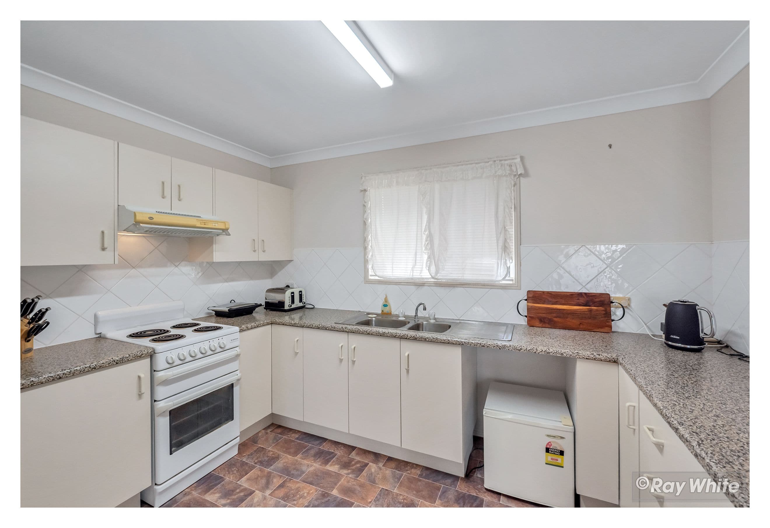 31 Rosewood Drive, Norman Gardens QLD 4701, Norman Gardens - Thumbnail 3