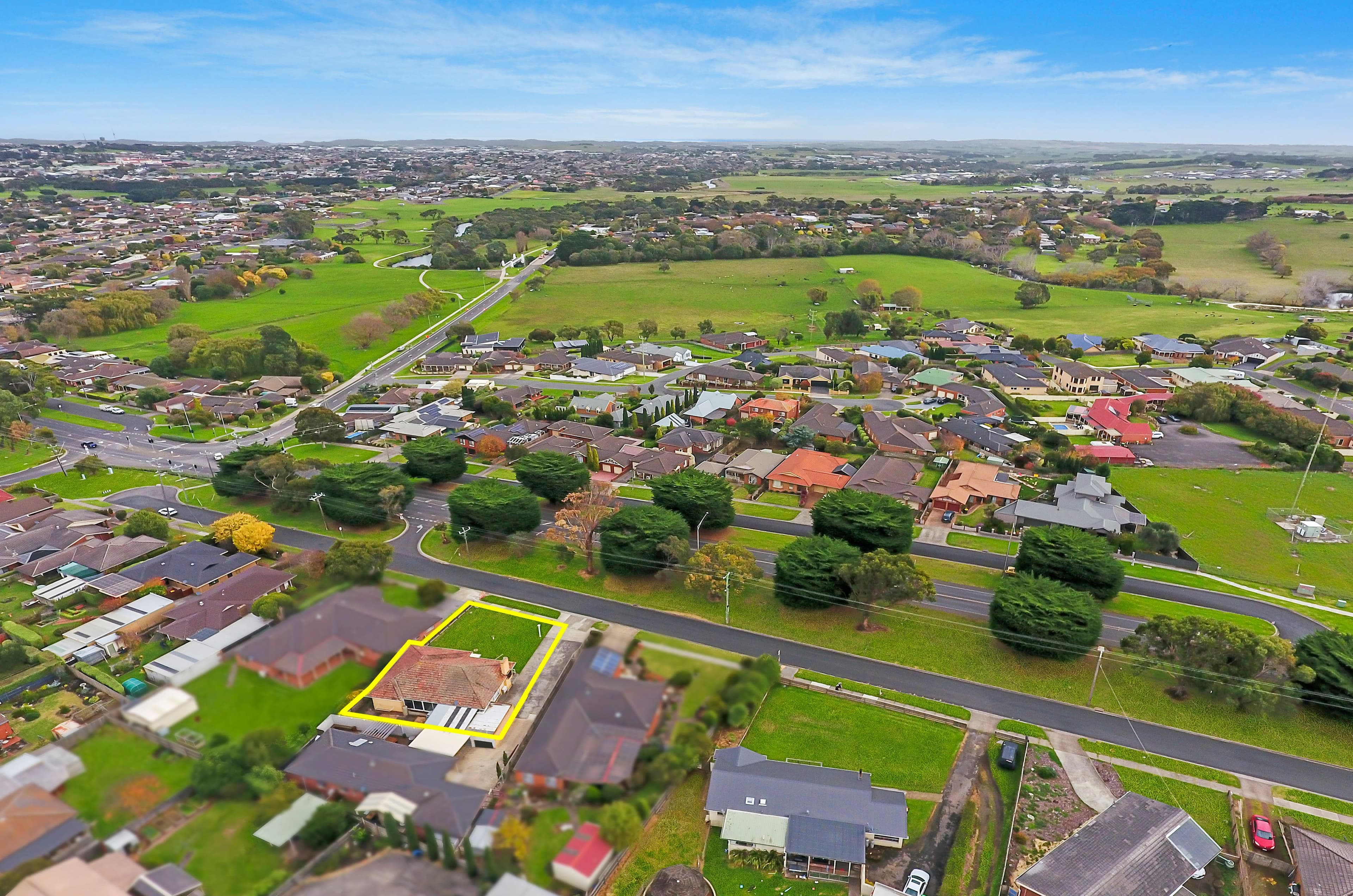 148 Mortlake Road, Warrnambool VIC 3280, Warrnambool - Thumbnail 3