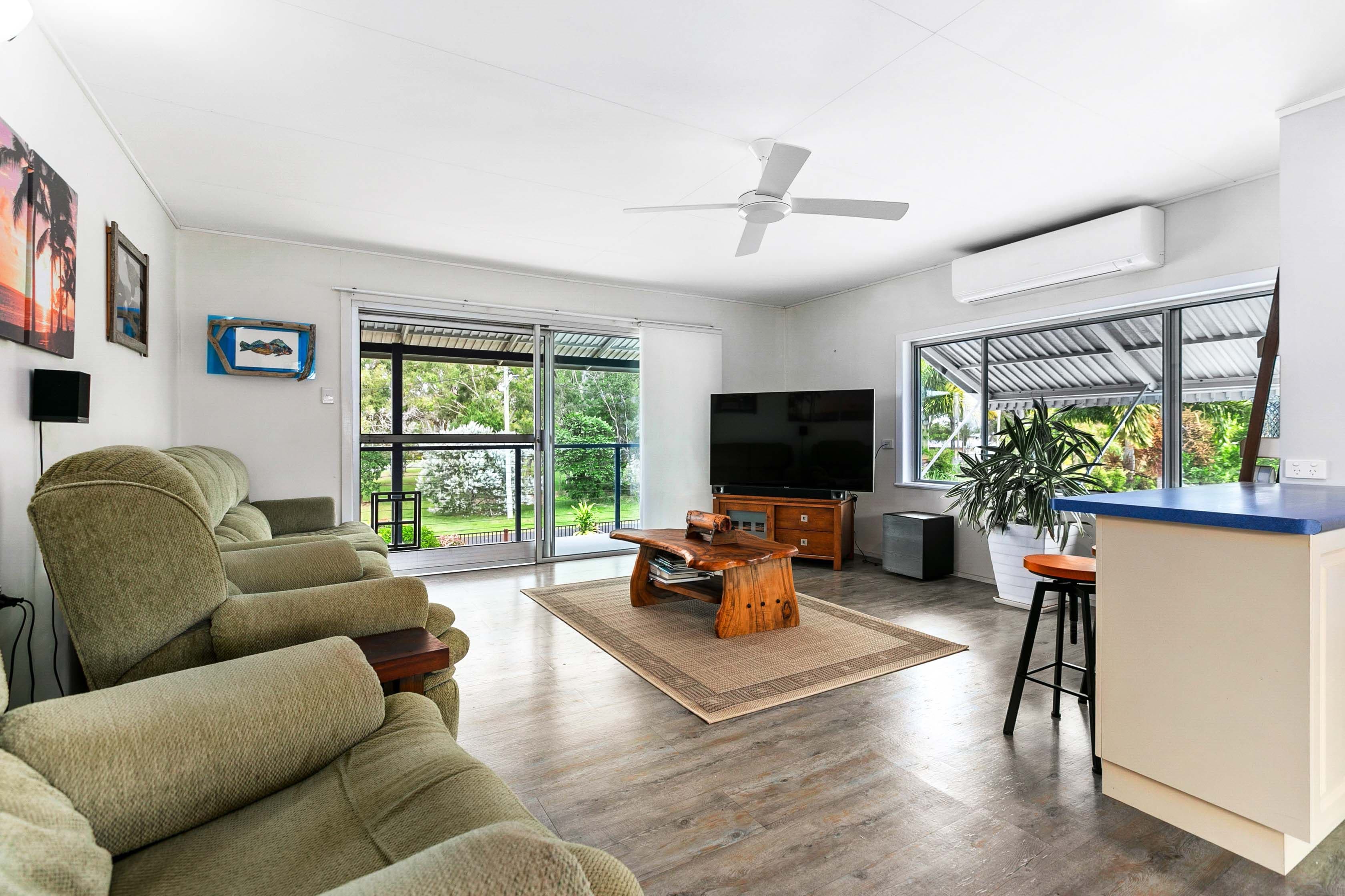 14 Kurrajong Crescent, Point Vernon QLD 4655, Point Vernon - Thumbnail 4