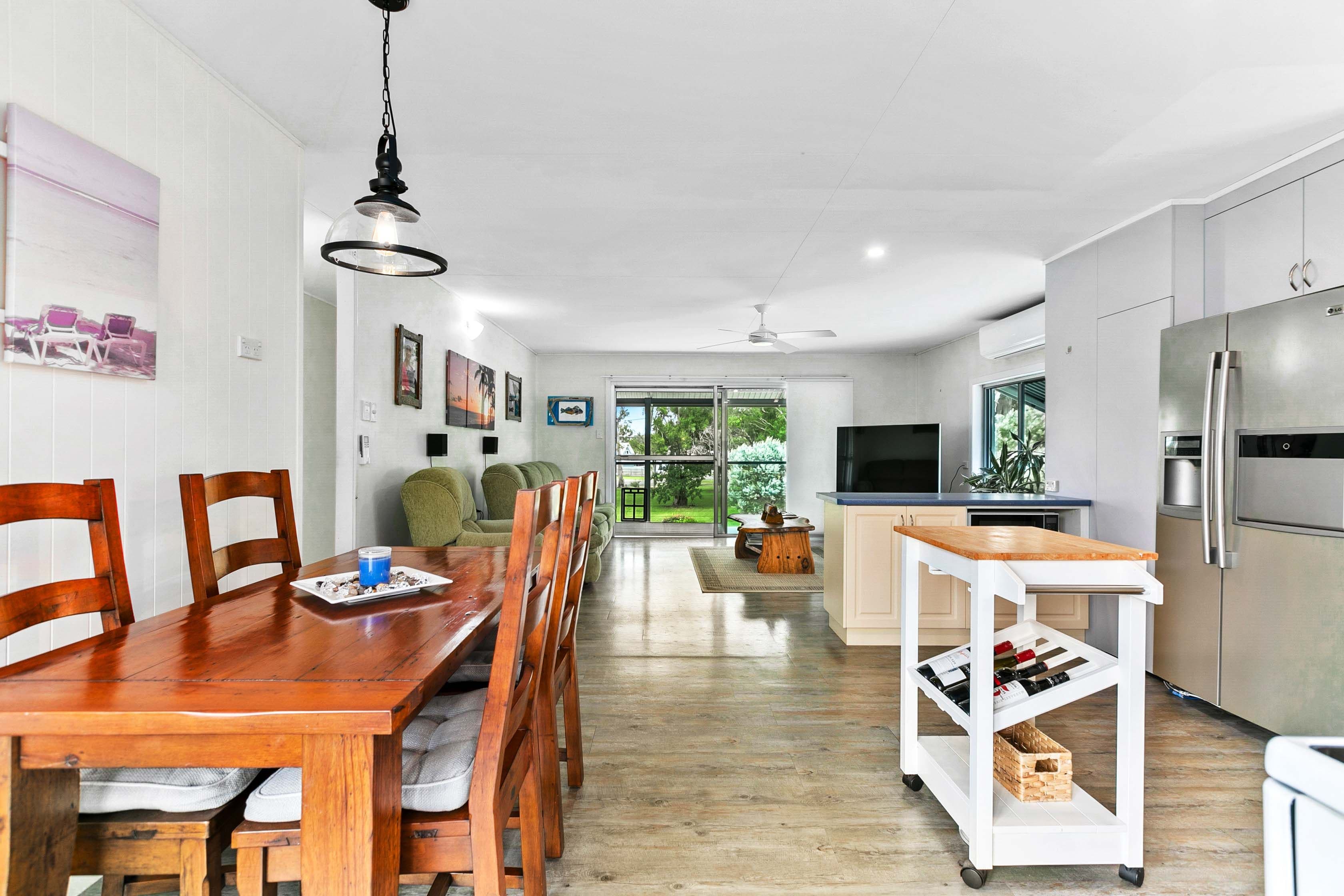 14 Kurrajong Crescent, Point Vernon QLD 4655, Point Vernon - Thumbnail 8