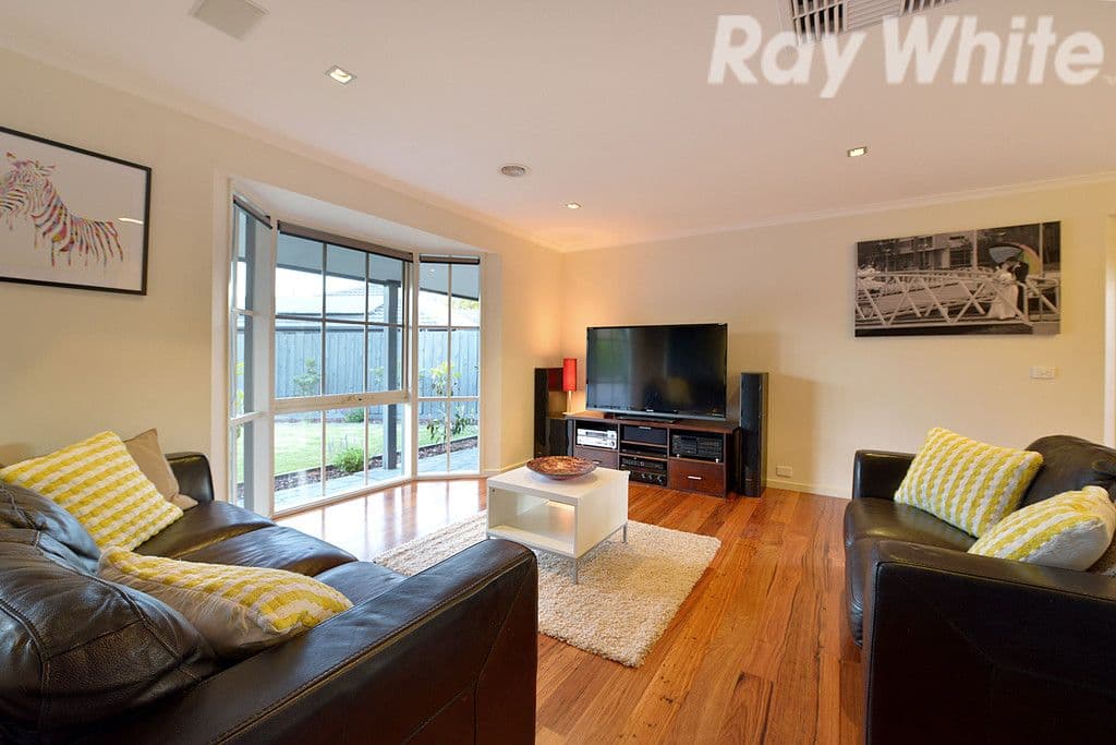 10 Farmillo Court, Lysterfield VIC 3156, Lysterfield - Thumbnail 2
