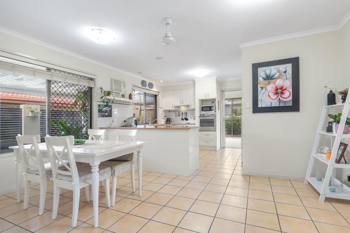 14 Crestlea Street, Bracken Ridge QLD 4017, Bracken Ridge - Thumbnail 5