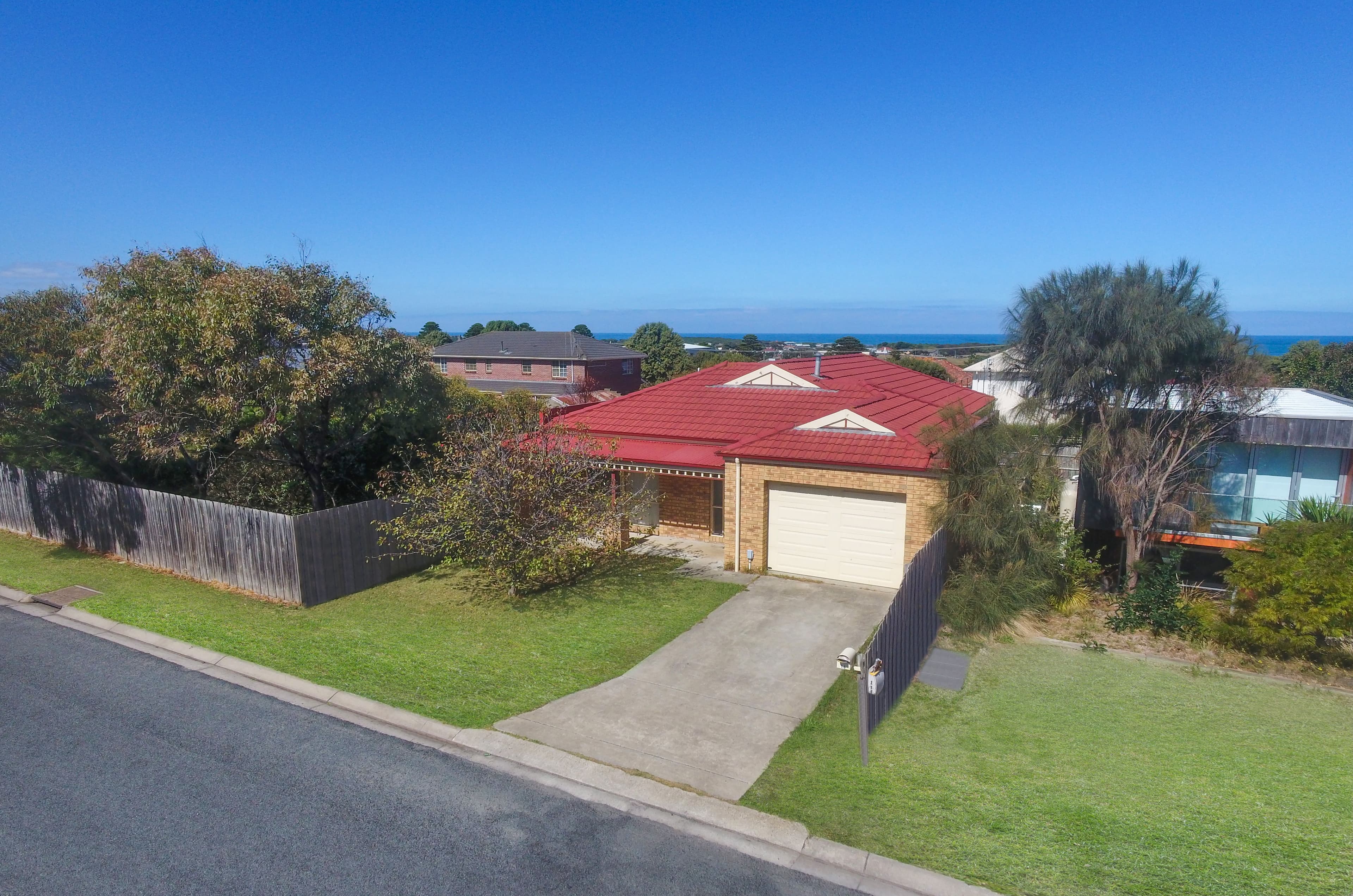 16 Dixon Street, Warrnambool VIC 3280, Warrnambool - Thumbnail 2