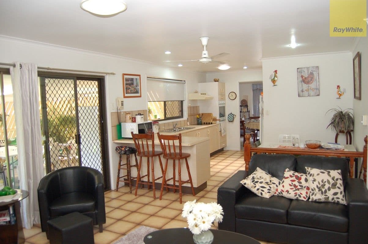102 Conifer Street, Hillcrest QLD 4118, Hillcrest - Thumbnail 3