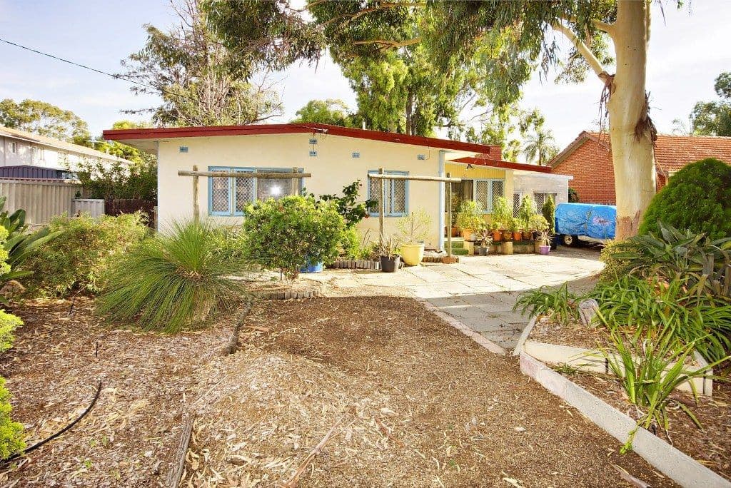 105 Finchley Crescent, BALGA WA 6061, Balga - Image 1