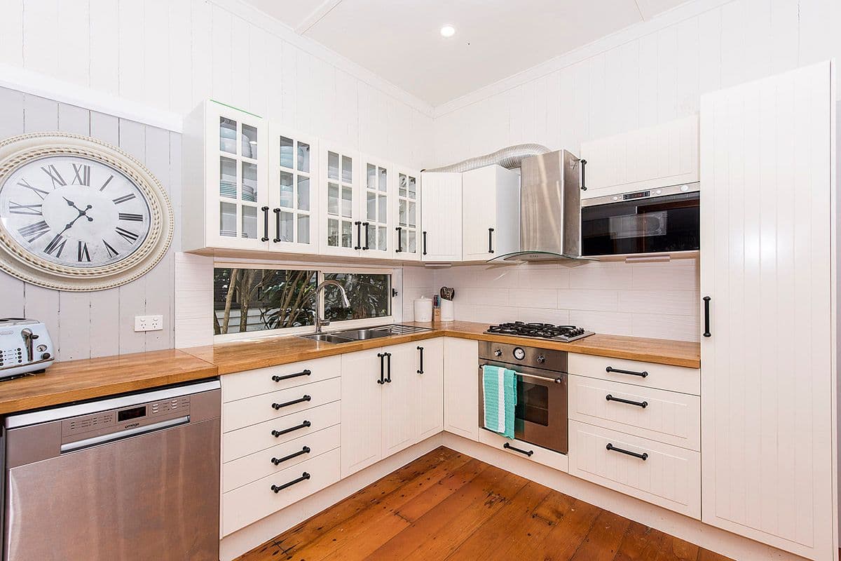 7 Gower Street, Holland Park West QLD 4121, Holland Park West - Thumbnail 4