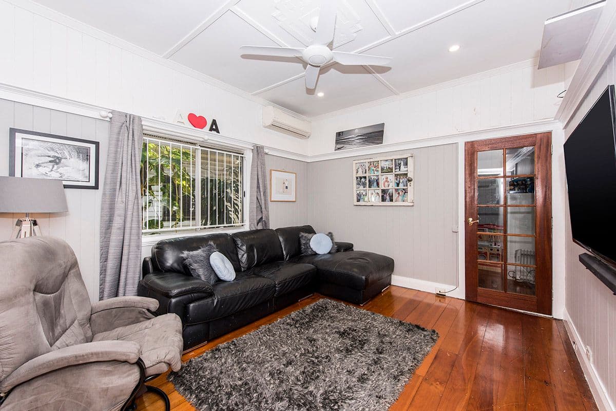 7 Gower Street, Holland Park West QLD 4121, Holland Park West - Thumbnail 5