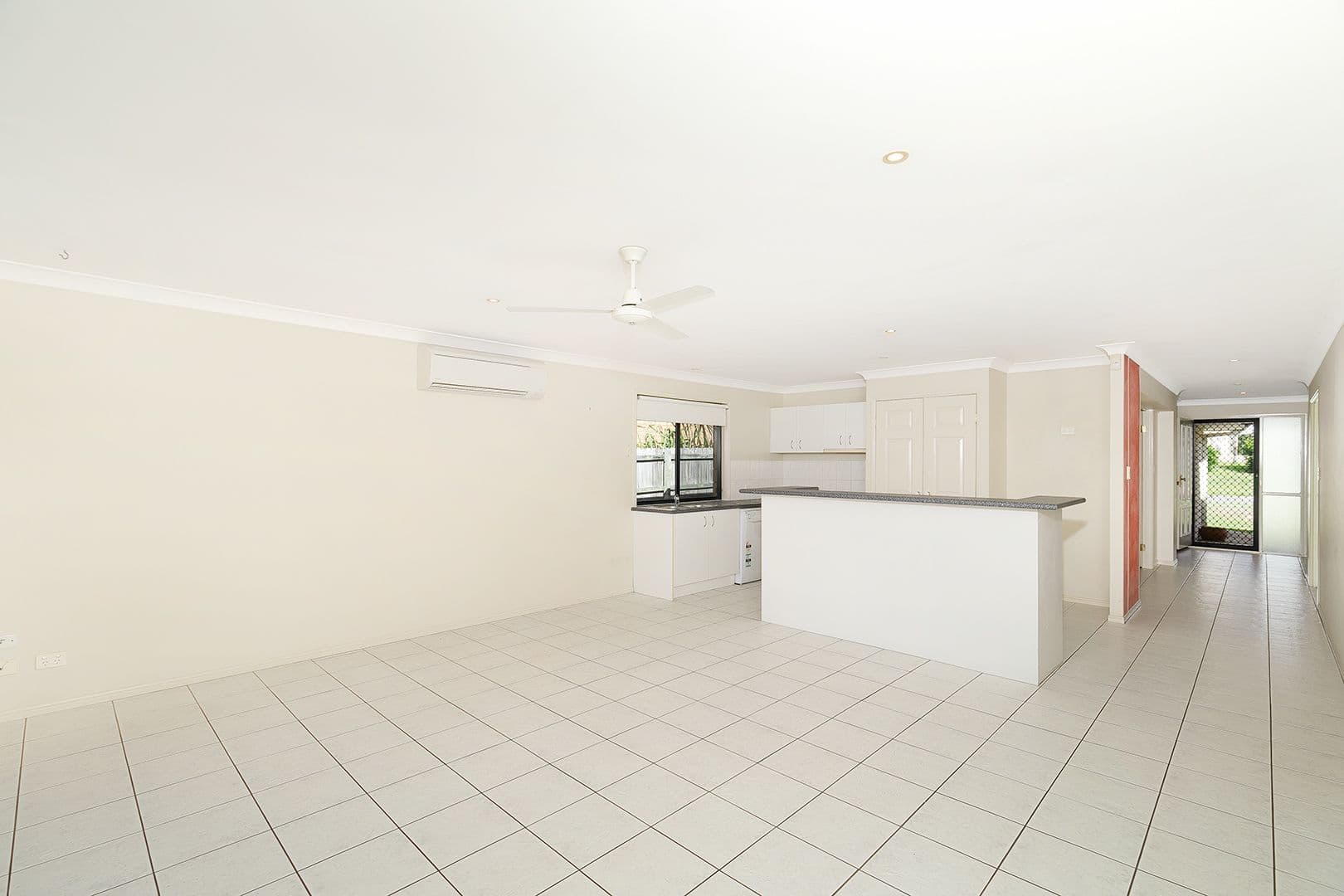 2 Selkirk Close, Oxley QLD 4075, Oxley - Thumbnail 4