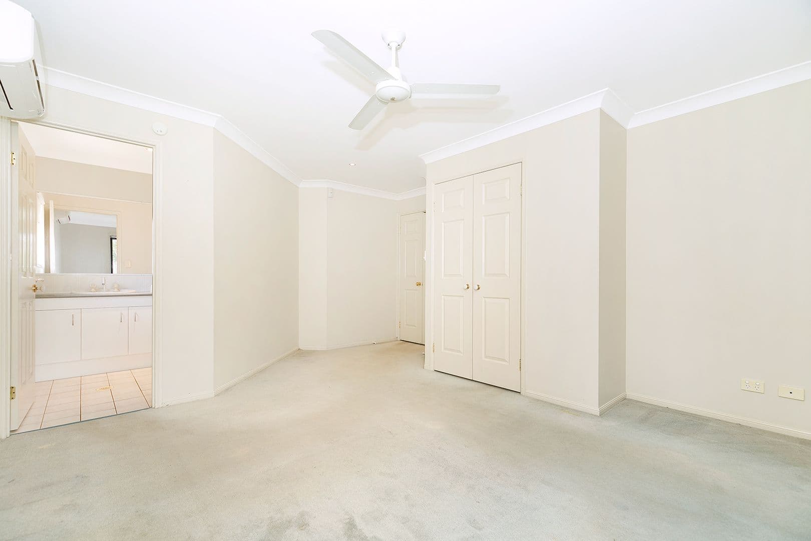 2 Selkirk Close, Oxley QLD 4075, Oxley - Thumbnail 6