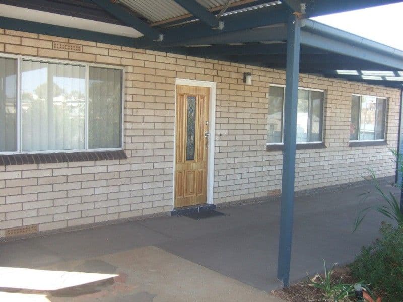 2 Mcculloch Street, BROKEN HILL NSW 2880, Broken Hill - Thumbnail 3