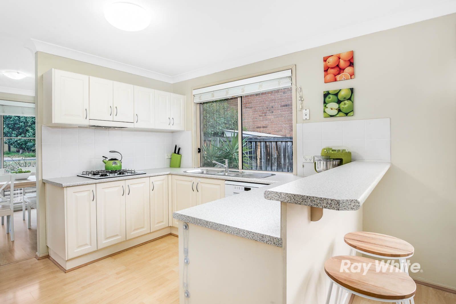 2 Maley Grove, Glenwood - Thumbnail 4