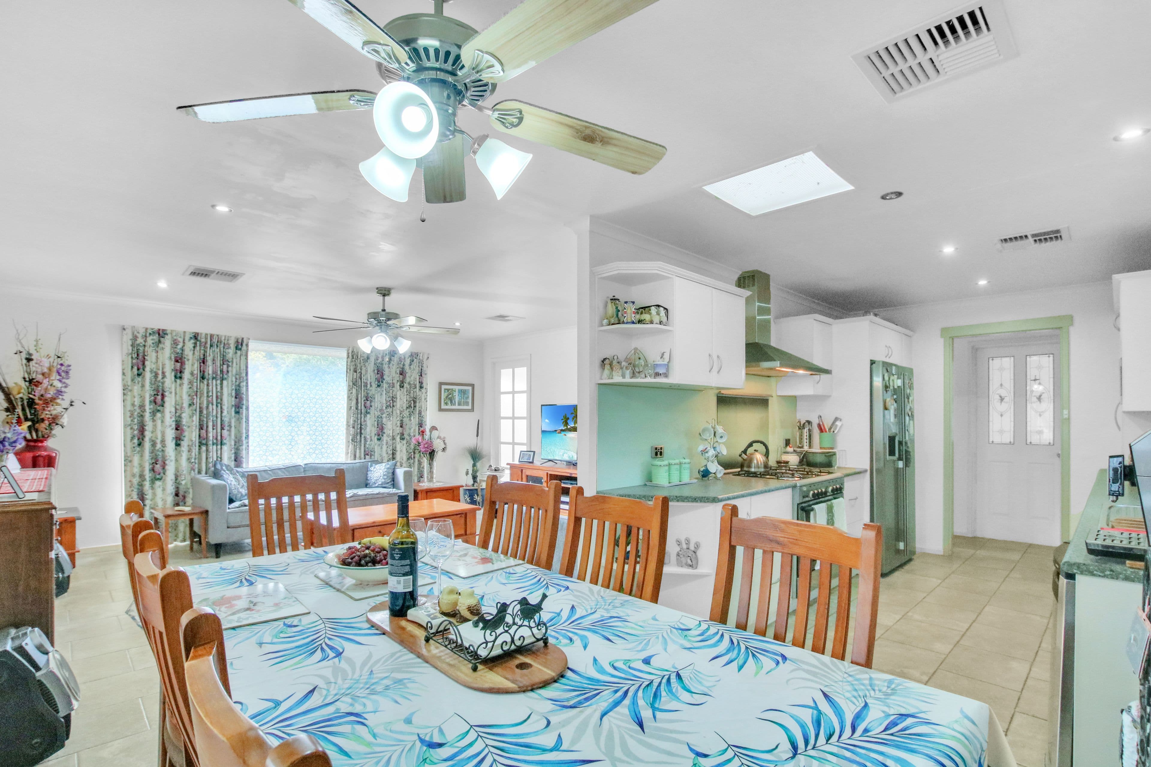 15 Don Elliott Drive, Waikerie SA 5330, Waikerie - Thumbnail 4