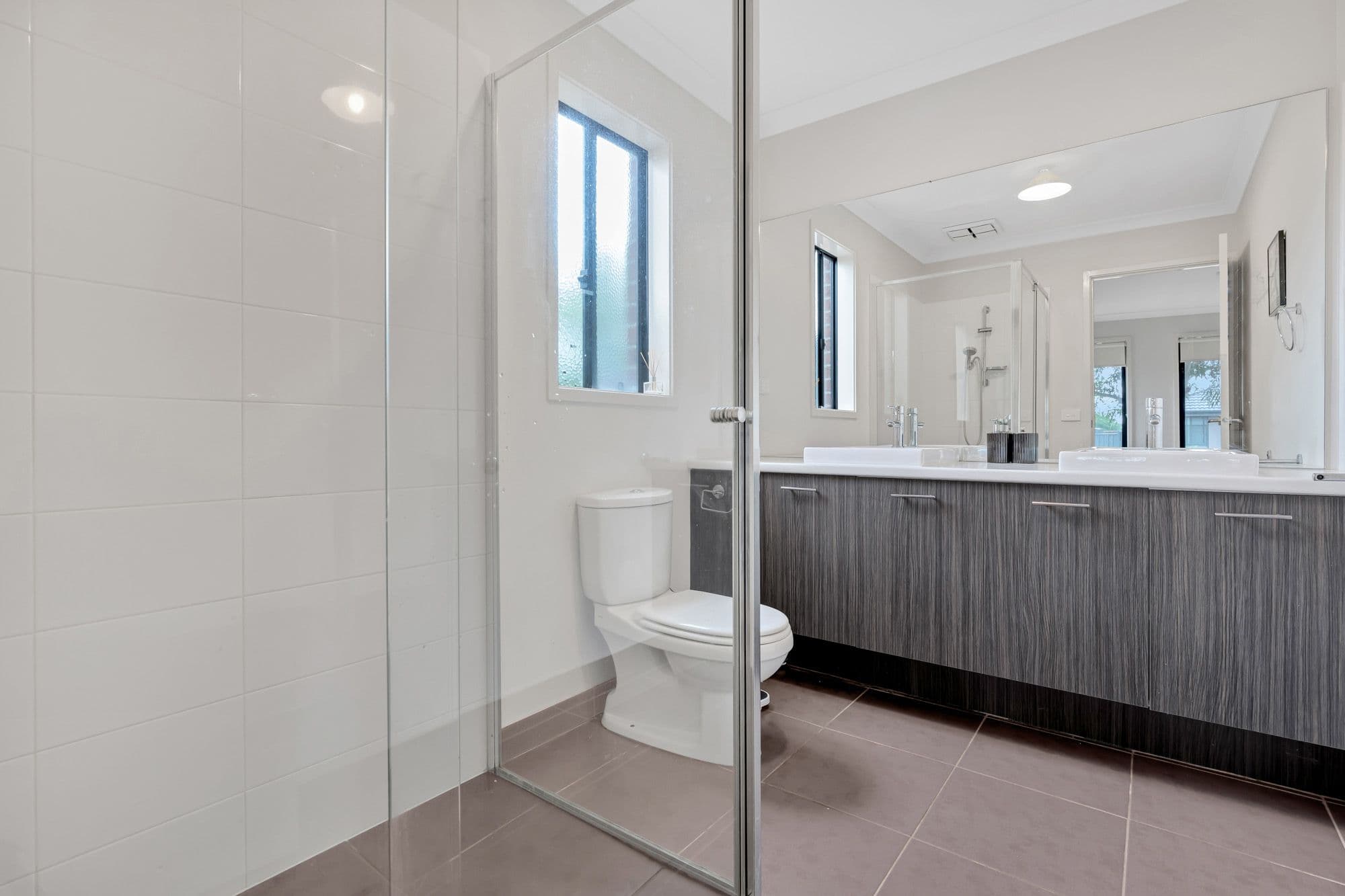 1 Lambertia Crescent, Manor Lakes VIC 3024, Manor Lakes - Thumbnail 3