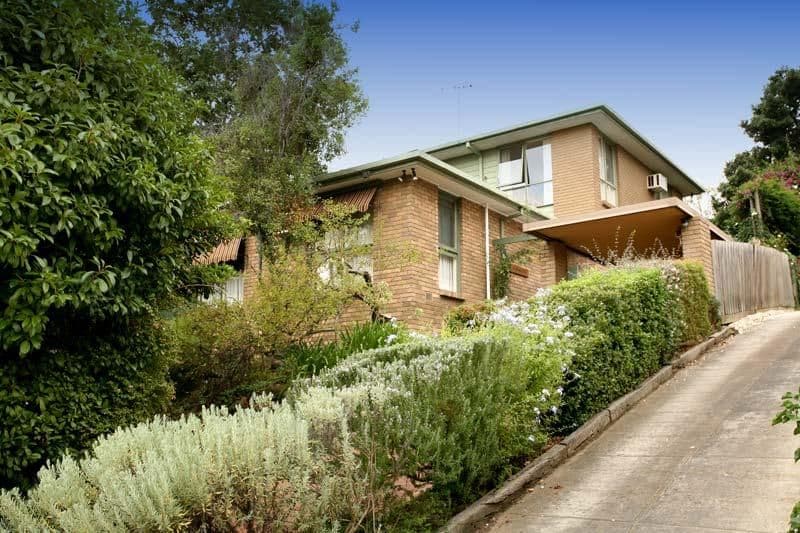 39 Bonview Crescent, BURWOOD EAST VIC 3151, Burwood East - Image 1