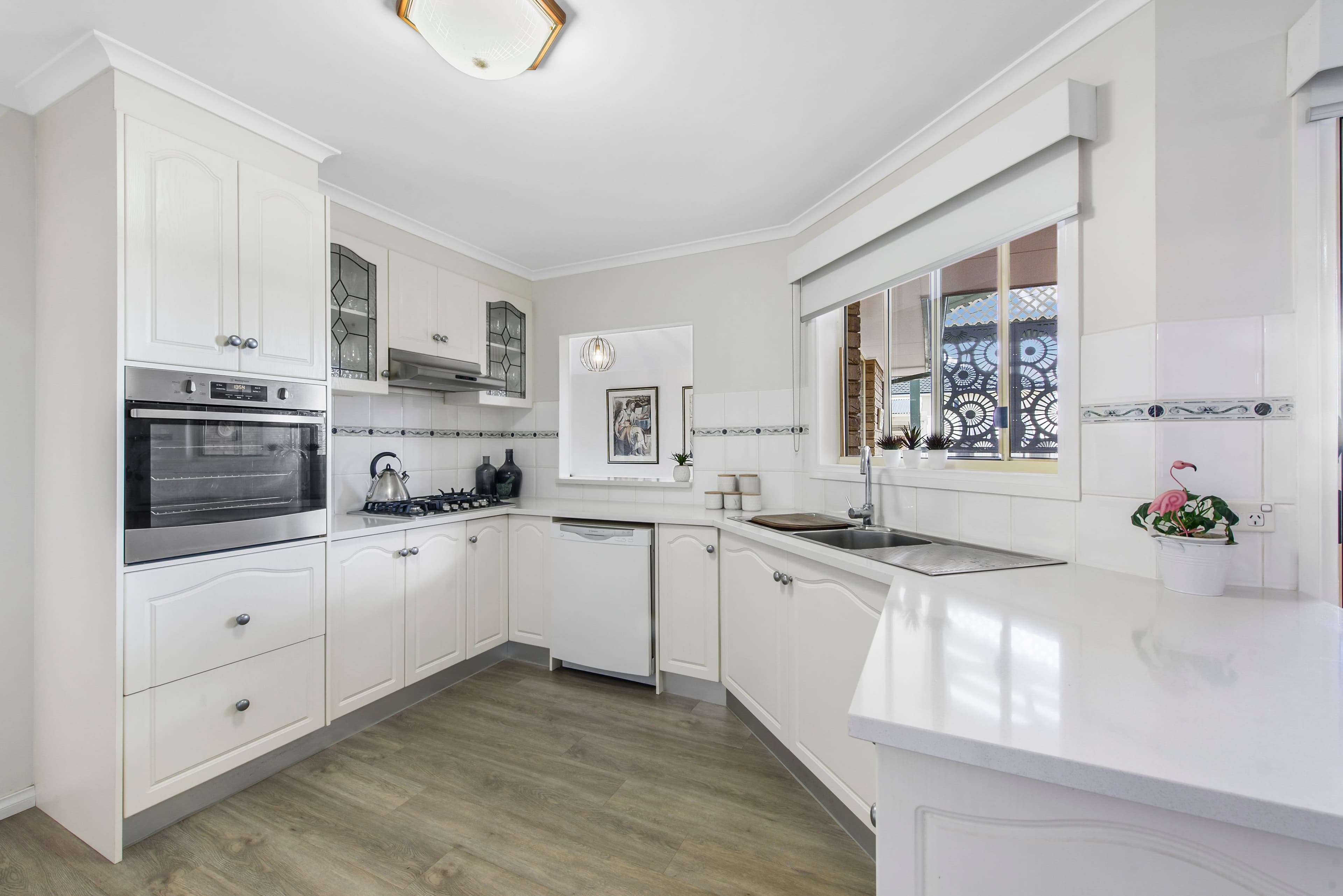 9 Wellington Drive, Hillside VIC 3037, Hillside - Thumbnail 2