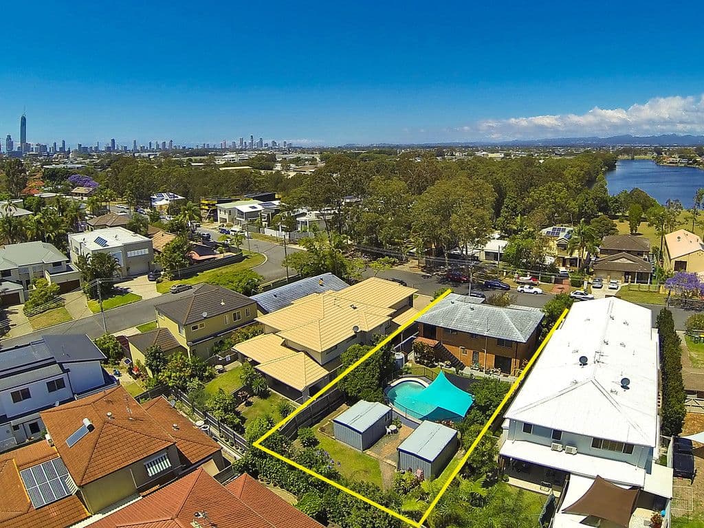 69 Bamboo Avenue, Benowa QLD 4217, Benowa - Thumbnail 2