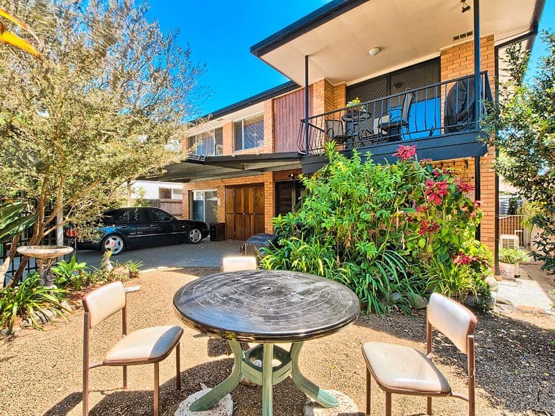 69 Bamboo Avenue, Benowa QLD 4217, Benowa - Thumbnail 7