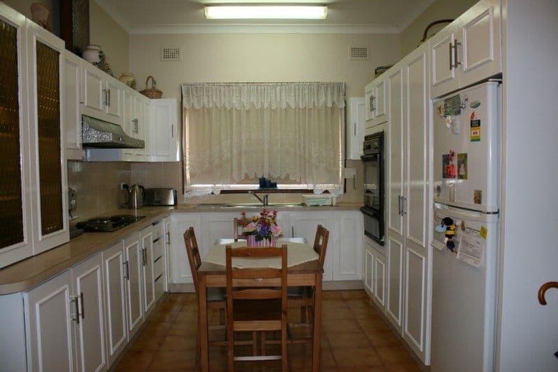 98 Remly Street, ROSELANDS NSW 2196, Roselands - Thumbnail 2
